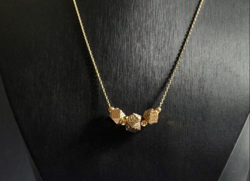 سلسال فاخر ومميز من الذهب الأصفر عيار١٨