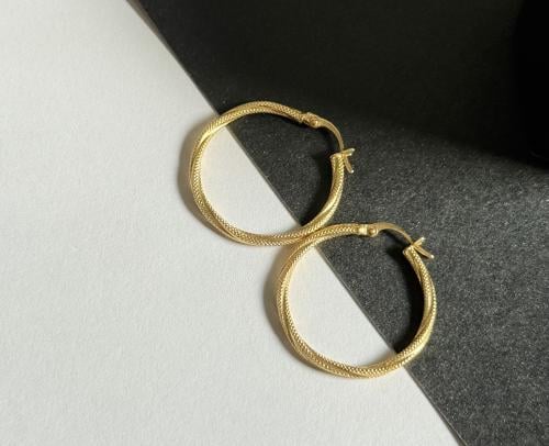 كاجول وعصري حلق دائري ذهب عيار١٨