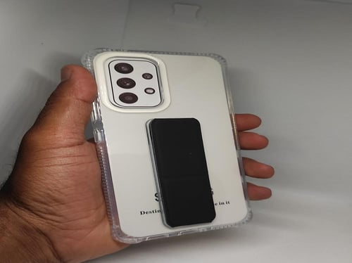 غطاء جوال شفاف من السيليكون مع مسكة عريضة وستاند أ...