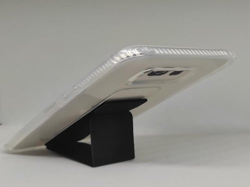 غطاء جوال شفاف من السيليكون مع مسكة عريضة وستاند أ...