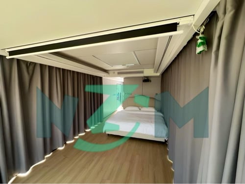 كبسولة فضائية فاخرة - تصميم فندقي عصري