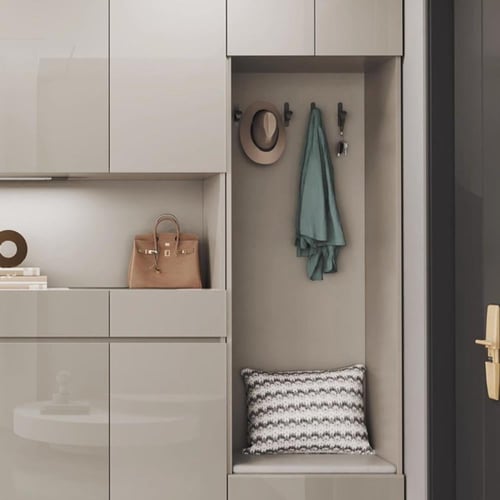 خزانة أخذيه ومساحات تخزين حائطيه بتصميم جميل