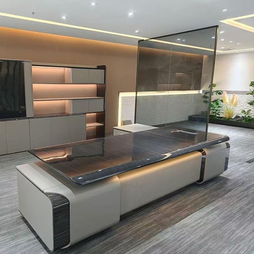 مكتب تنفيذي بتصميم إيطالي