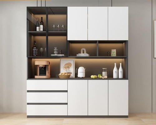 ☕ ركن القهوة الساحر: حيثُ تَلتَقي الأناقةُ بِالضّو...