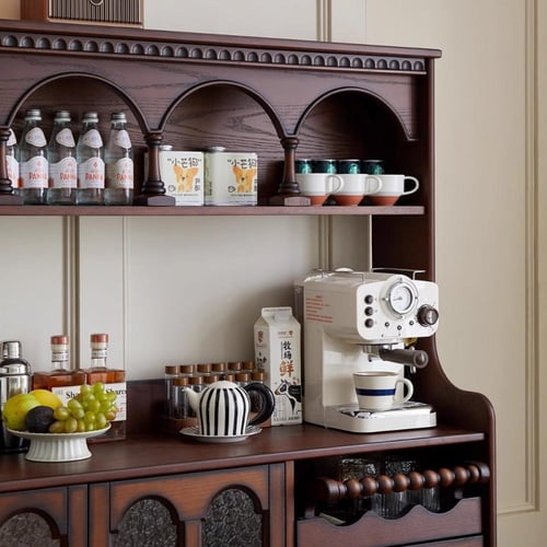ركن القهوة على الطراز الفرنسي