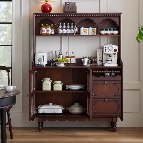 ركن القهوة على الطراز الفرنسي