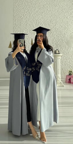 عباية تخرج رمادي 2026