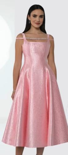 Pink dress/فستان وردي