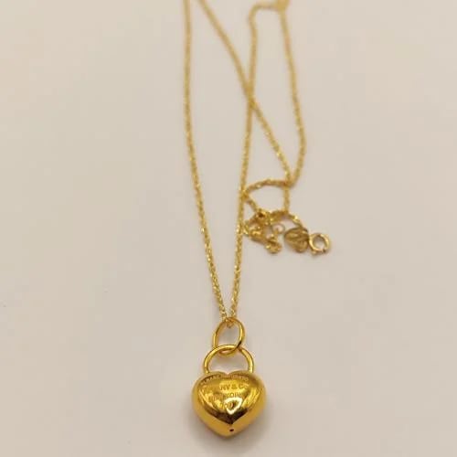 Necklace 18 inches 18k