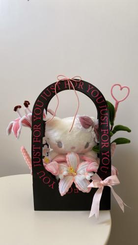 Hello Kitty basket, permanent pink