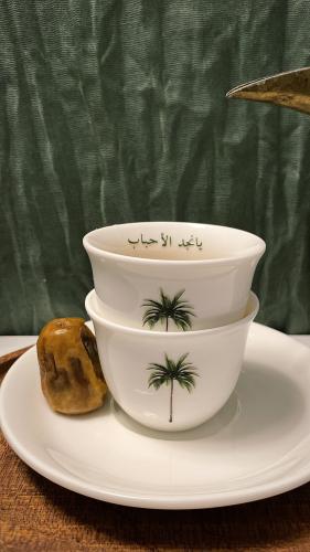 فنجال قهوة نجد الاحباب (حبه )