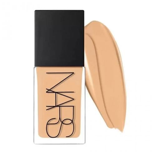 كريم اساس لايت ريفلاشنج من نارس 1 ميديام بنجاب