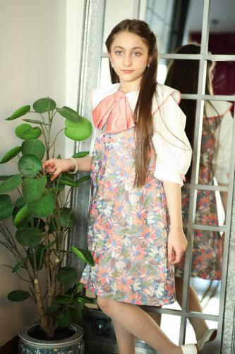 فستان عبق وردي