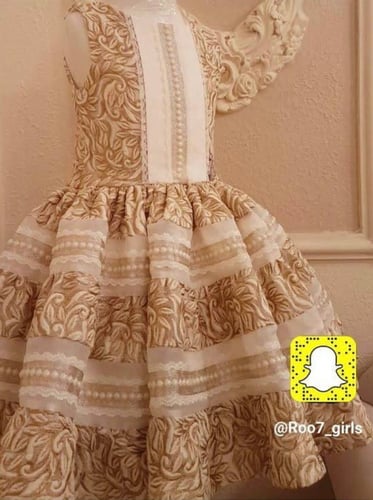 فستان خيط الذهب