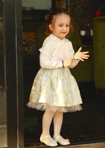 بلوفر مع هودي