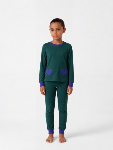 Girls' green pajamas