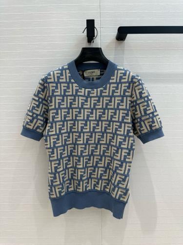 تي شيرت fendi نص كم