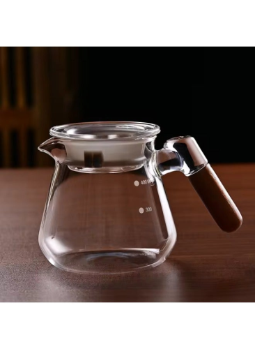 سيرفر قهوة زجاجي بمقبض خشبي 600 مل