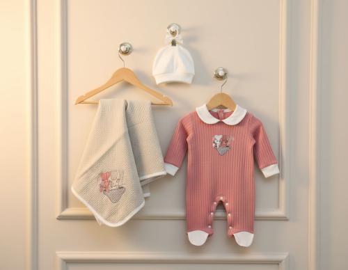 Children's set of three pieces. Romper, hat, and b...