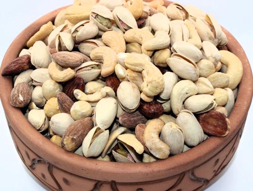 مشكل مكسرات ديلوكس مالح