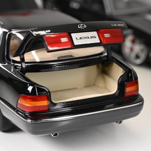 Lexus LS400