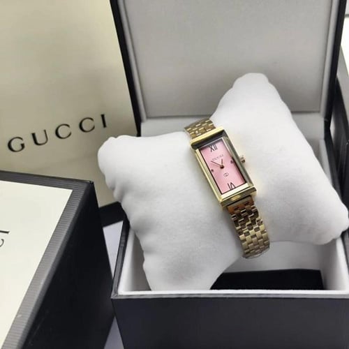 ساعات قوتشي نسائية