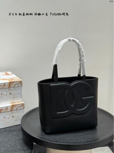 شنطة Dolce & Gabbana (دولتشي أند غابانا) Tote Bag