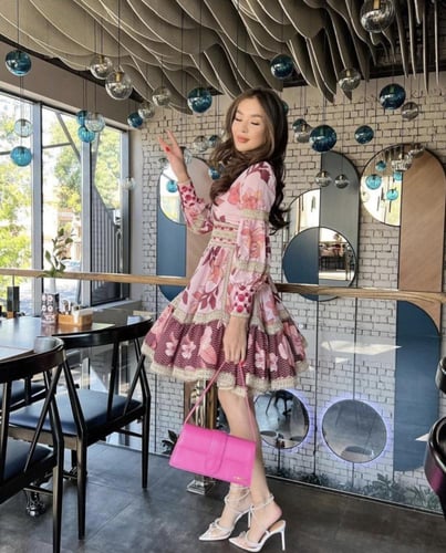 فستان نسائي