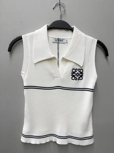 توب لووي نسائي بياقة بولو