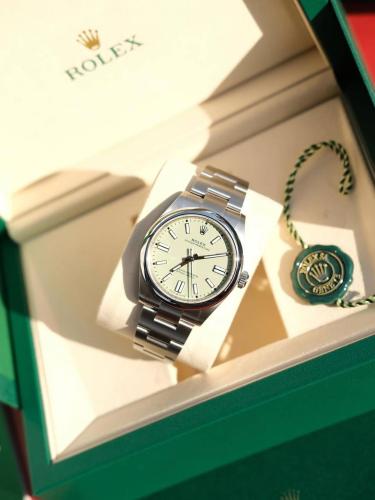 ساعة يد رولكس - Rolex