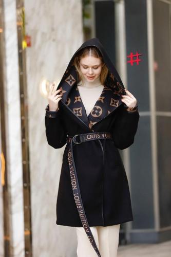 جاكيت شتوي ماركة لويس فيتون | Louis Vuitton