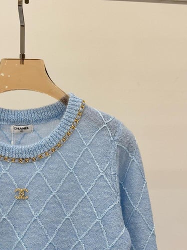 تشيرت شانيل (Chanel)