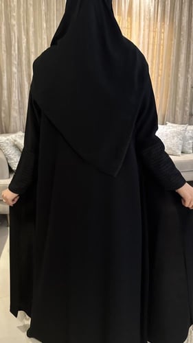 030 عبايه الدانتيل مع او بدون مرد داخلي ..
