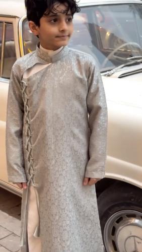 دقله تيڤاني
