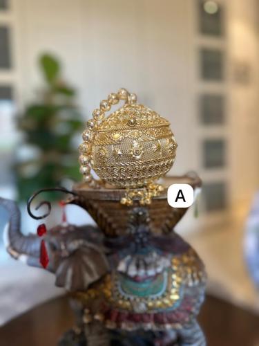 حقيبة معدن حجم ميني ذهبي (أنماط مختلفه)