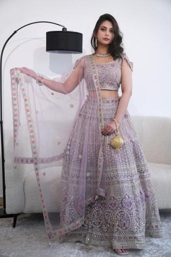 ساري لاڤندر شك ثقيل