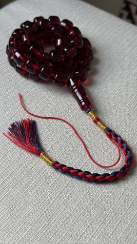 زعفراني دم غزال