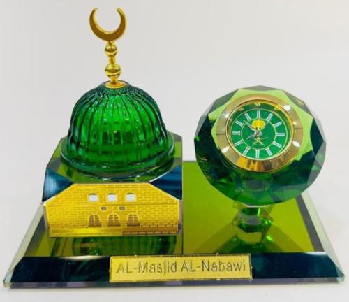 مجسم للقبه الخضراء فالمسجد النبوي بالدرزن
