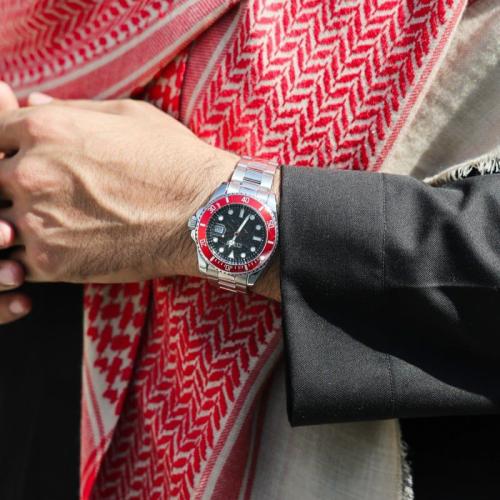 ساعة رجالية من زايروس ستيل باللون الفضي