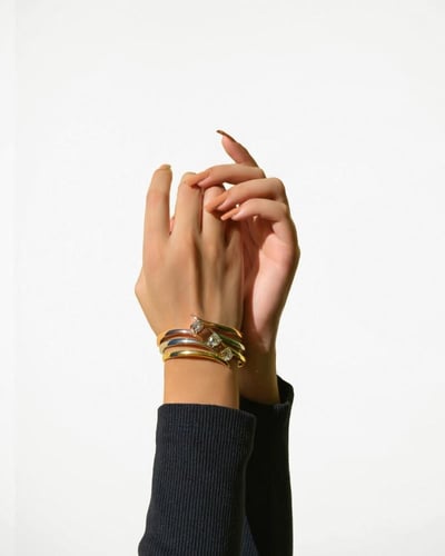 إسواره صلبة مزينه بالكرستال البراق من فلورايت