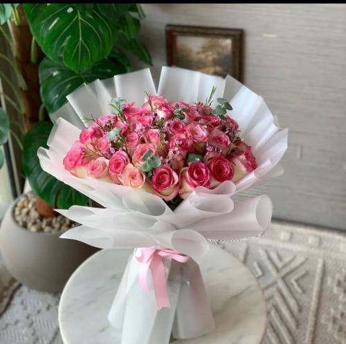 تنسيق باقة ورد