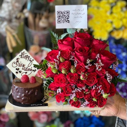 ميني كيكة مع ورد