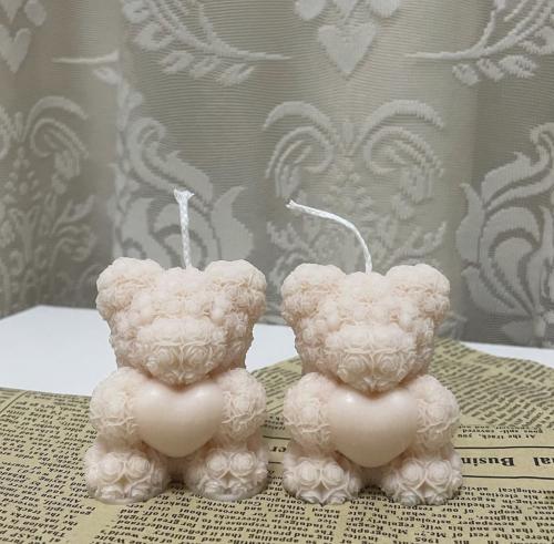 شمعة دب الورد