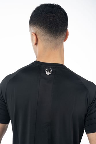 DW Essential Muscle Fit in Black