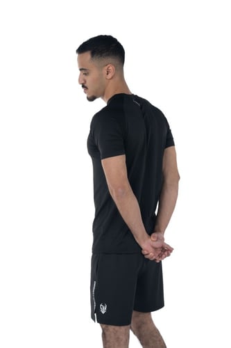 DW Essential Muscle Fit in Black