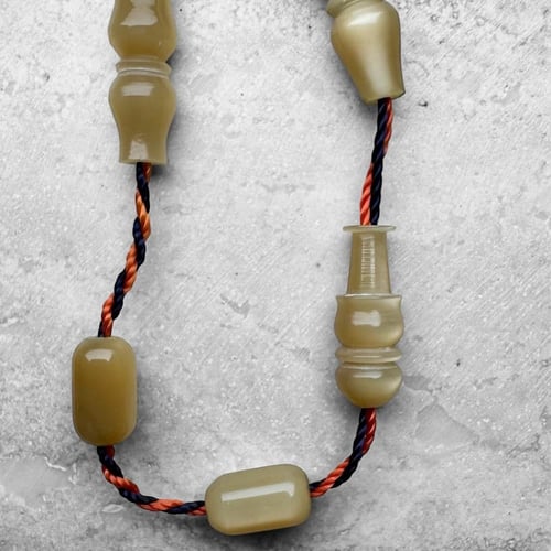 قلاليث فرنسي مصدف