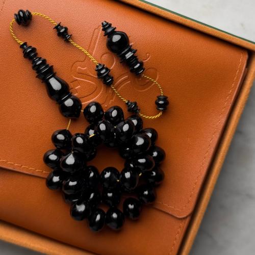 مسباح من عصي بكلايت اسود ملكي