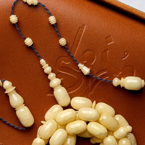 افياش أمريكية لؤلؤي خراطة كريم البرعي