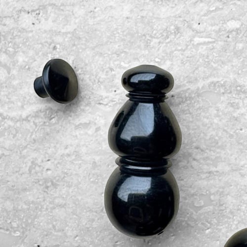 مسباح بولنق اسود ملكي