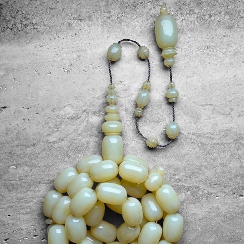 دومنه صب قديم لؤلؤي بشفافية وانعكاس احمر خراطة الش...